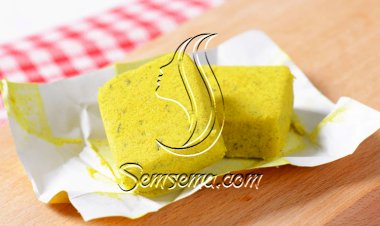 لتجنب أضرار مرقة الدجاج الجاهزة.. إليكِ طريقة عملها بالمنزل