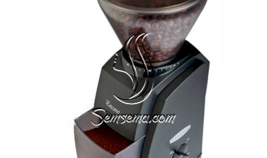 تنظيف آلة طحن القهوة