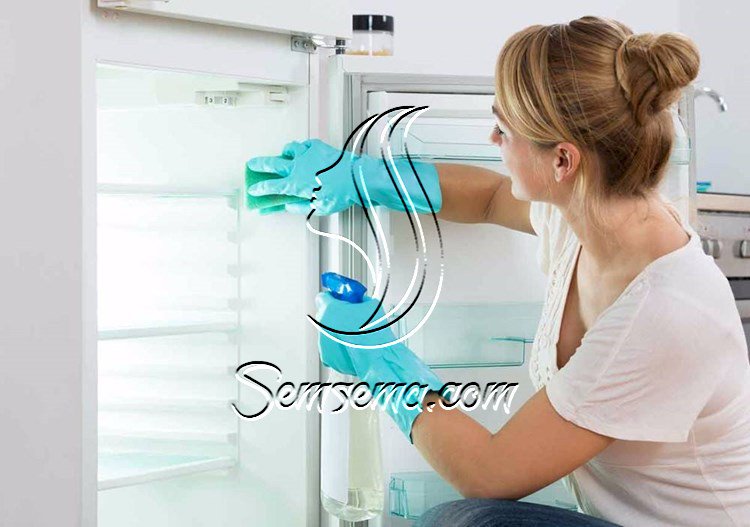 10 نصائح لتنظيف الثلاجة والتخلص من رائحتها الكريهة