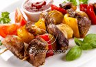 طريقة عمل أسياخ اللحم المشوية مع الخضار
