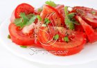 طريقة عمل سلطة الطماطم الحارة بالثوم