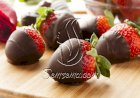 طريقة عمل الفراولة بصوص الشيكولاتة