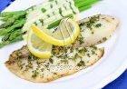طريقة عمل السمك بالليمون والبقدونس