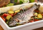 طريقة عمل سمك بالخضار بالفرن