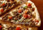 طريقة عمل بيتزا باللحم المفروم والخضار