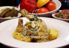 طاجن دجاج بالليمون والزيتون.. من المطبخ المغربي