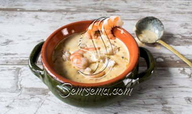 طريقة عمل شوربة سي فود صيامي