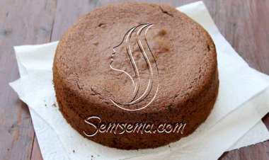 سبونج كيك بالشيكولاتة.. سهل وسريع