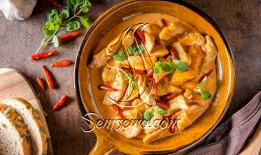 طريقة عمل الدجاج بالكاري والفلفل الحار