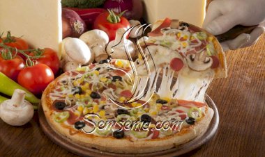 طريقة عمل بيتزا سوبر سوبريم بالذرة