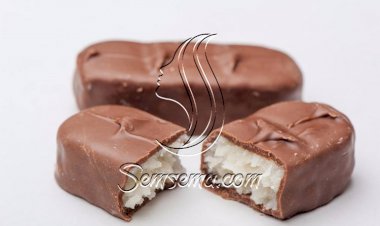 لعشاق جوز الهند.. شيكولاتة باونتي في المنزل