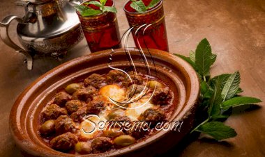 طريقة عمل طاجن البيض بكرات اللحم