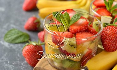 طريقة عمل سلطة الفواكه بعصير البرتقال