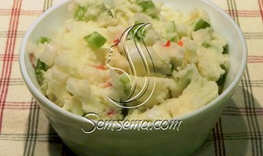 طريقة عمل سلطة بطاطس بالفلفل والبصل