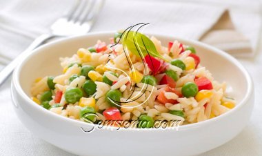 سلطة لسان عصفور بالخضار والبارميزان