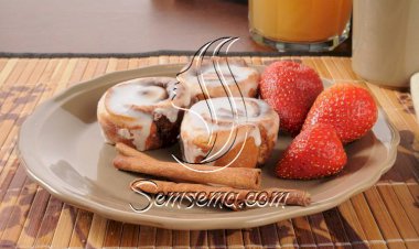 طريقة عمل فطيرة السينابون بالجبن الكريمي