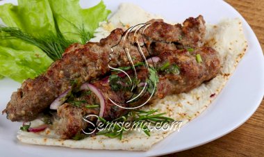 طريقة عمل تورتيلا الكفتة المشوية الحارة