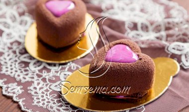 ميني قلوب كيك الشيكولاتة.. مناسب للحفلات