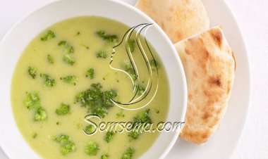 طريقة عمل شوربة البروكلي الحارة بالجبن الشيدر