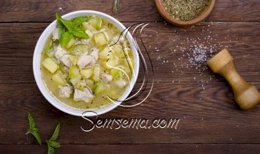 طريقة عمل شوربة بطاطس بقطع الدجاج