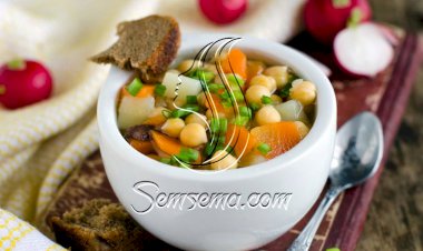 طريقة عمل شوربة خضار بالحمص