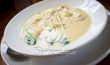 طريقة عمل شوربة البطاطس بالكريمة والسجق الإيطالي