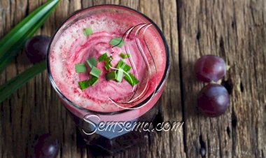 طريقة عمل سموثي العنب باللبن