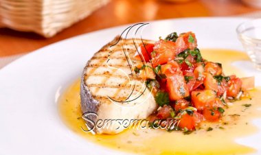 طريقة عمل السمك بدبس الرمان في الفرن