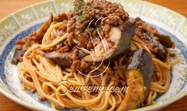 اسباجتي بالباذنجان واللحم المفروم.. وجبة متكاملة