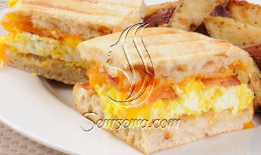 طريقة عمل ساندويتش البيض بالجبن المحمص