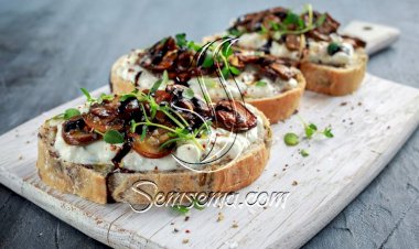 طريقة عمل توست بالمشروم والجبن الريكوتا