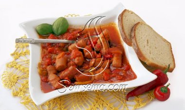 طريقة عمل السوسيس بالصلصة الحارة