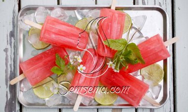 لولي بوب الفراولة باللبن للأطفال.. لذيذ ومغذي