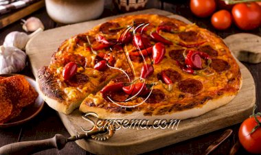 طريقة عمل بيتزا البيبروني الحارة