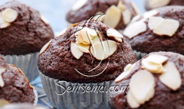 طريقة عمل كب كيك الشيكولاتة باللوز