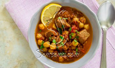 طريقة عمل شوربة بقطع اللحم والحمص