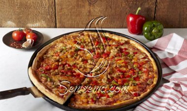 طريقة عمل بيتزا الدجاج الحارة