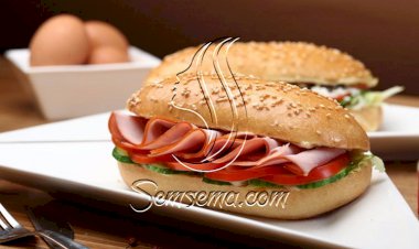 طريقة عمل ساندويتش لانشون الدجاج بالخيار