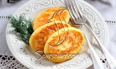 طريقة عمل فطيرة بطاطس بالجبنة الرومي