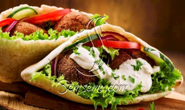 طريقة عمل ساندويتش طعمية فلسطيني بالثومية