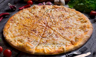 طريقة عمل بيتزا حارة بالجبنة الشيدر