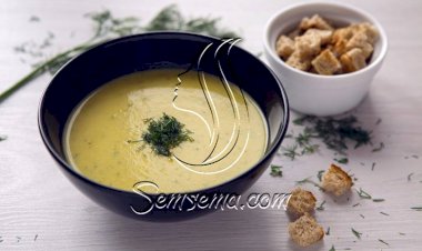 طريقة عمل شوربة الكوسة بالكاري