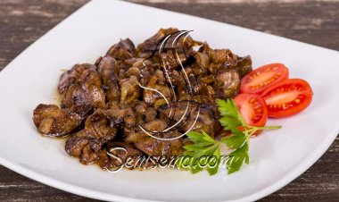 طريقة عمل كبدة دجاج بالبصل