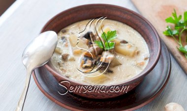 طريقة عمل شوربة البطاطس بالمشروم