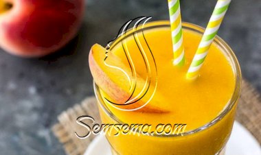 طريقة عمل سموثي المانجو بالخوخ