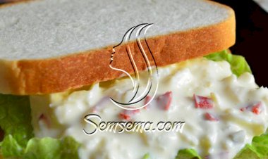 طريقة عمل ساندويتش الدجاج بالخس والمايونيز