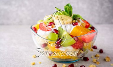طريقة عمل سلطة فواكه بالزبادي