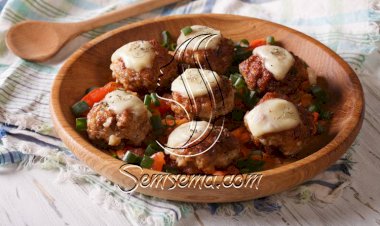 كفتة داوود باشا بالصلصة والموزاريلا