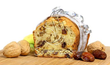 طريقة عمل كيك البلح بالزبيب والمكسرات