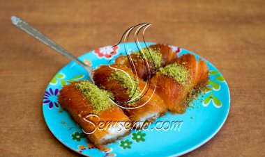 طريقة عمل كنافة مبرومة بالقشطة